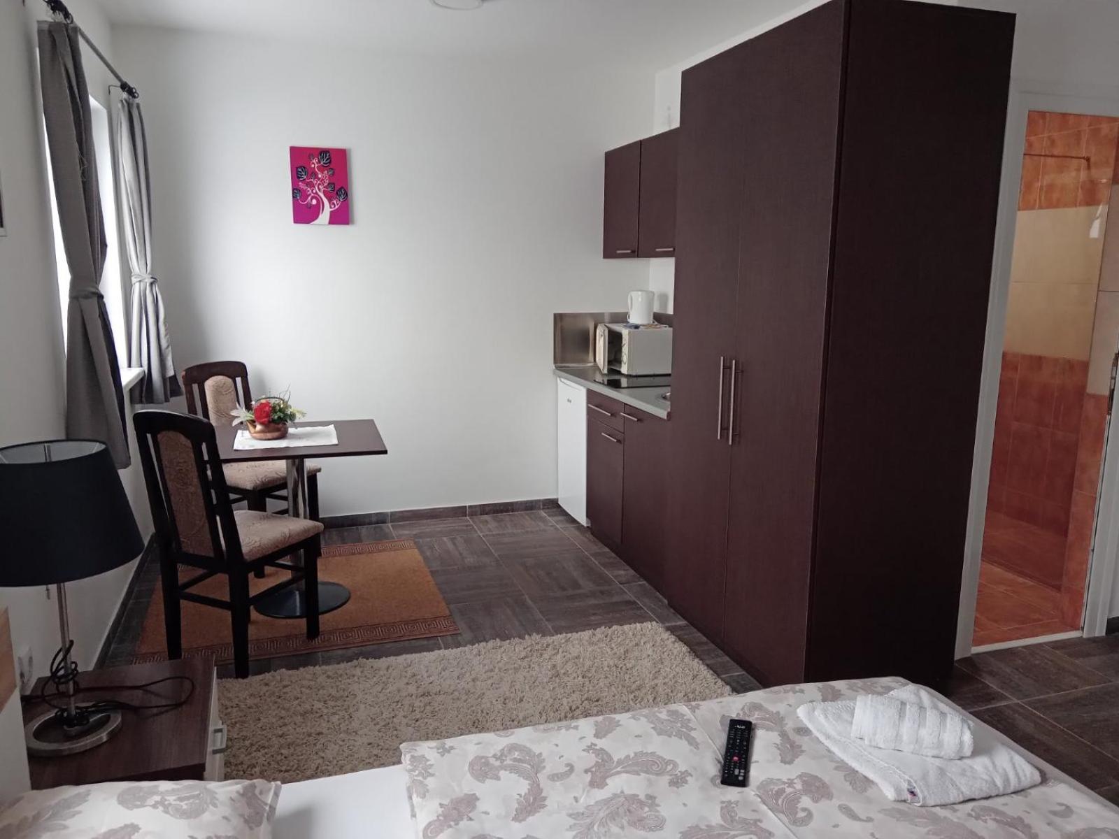 Vila Mozart - Apartments & Studios Κοπαόνικ Εξωτερικό φωτογραφία