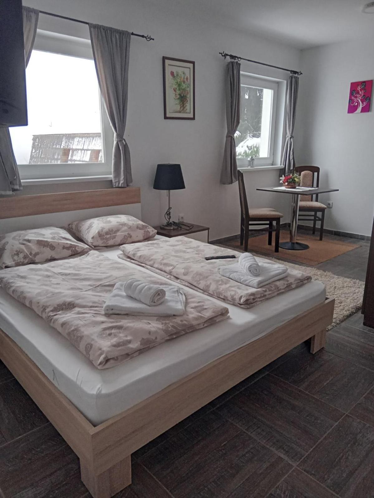 Vila Mozart - Apartments & Studios Κοπαόνικ Εξωτερικό φωτογραφία