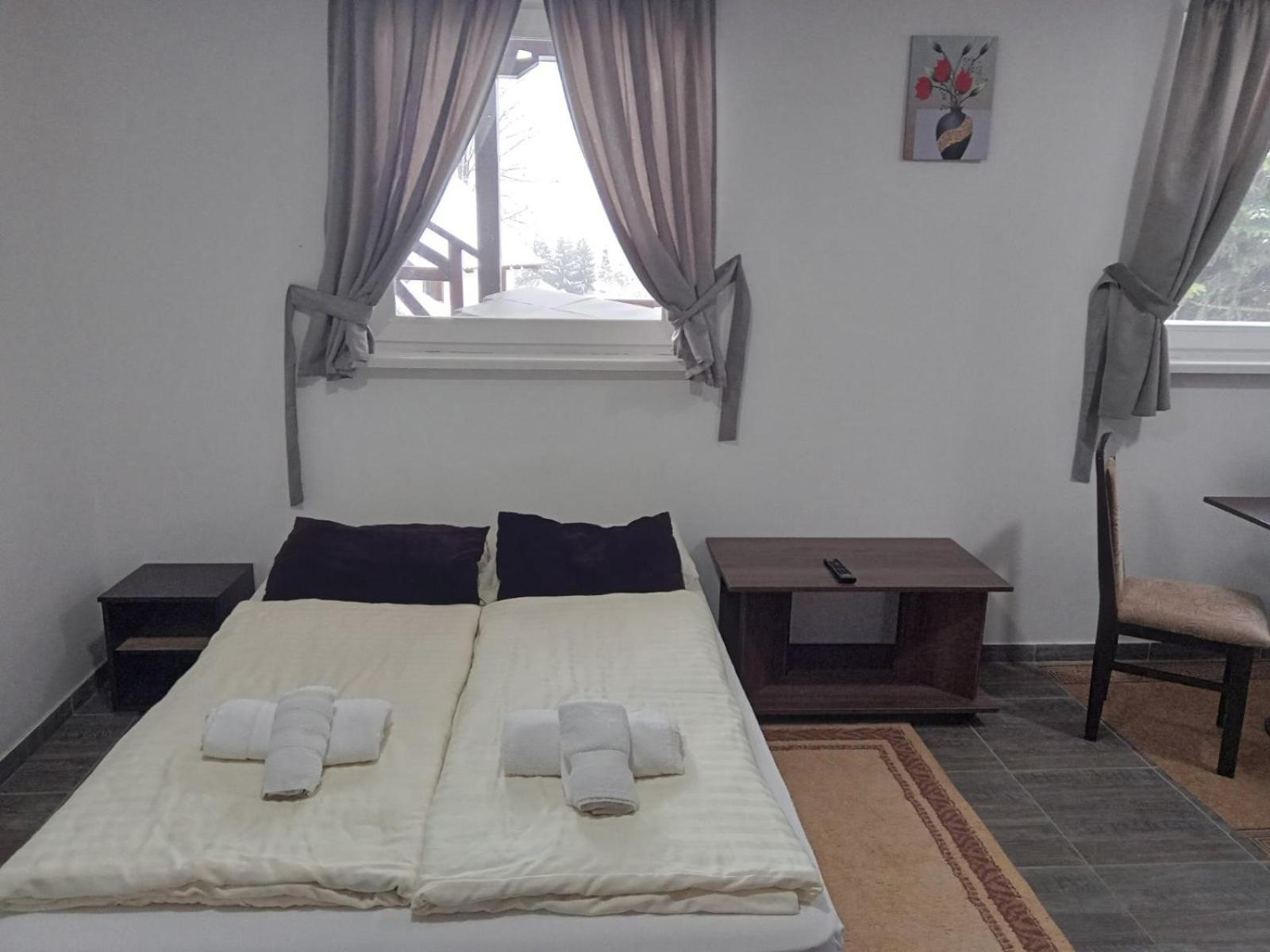 Vila Mozart - Apartments & Studios Κοπαόνικ Εξωτερικό φωτογραφία